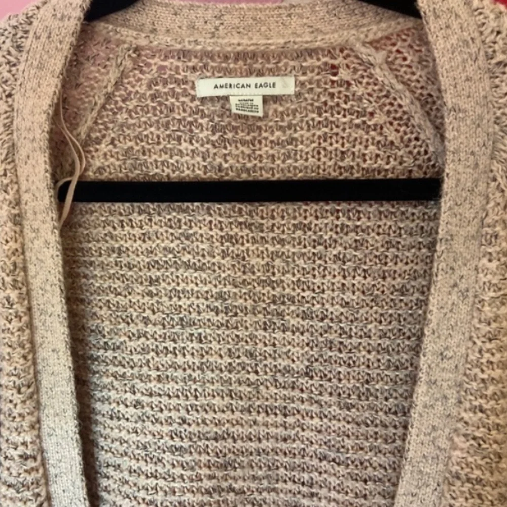 American Eagle Dusty Rose Knit Contemporary Cardigan Women’s Relaxed Fit Medium - Picture 4 of 6